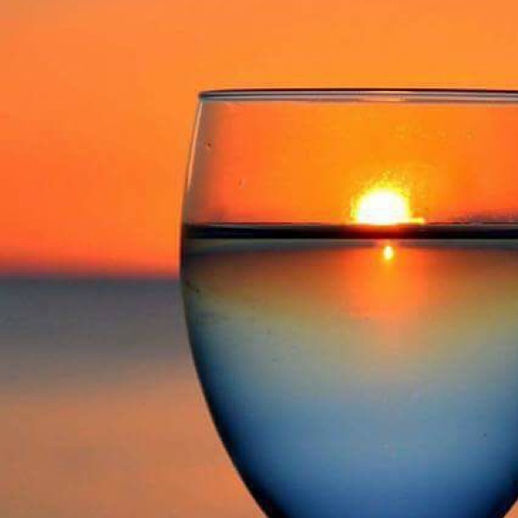 Meet your Posher, Elizabeth - Picture 1 of 3